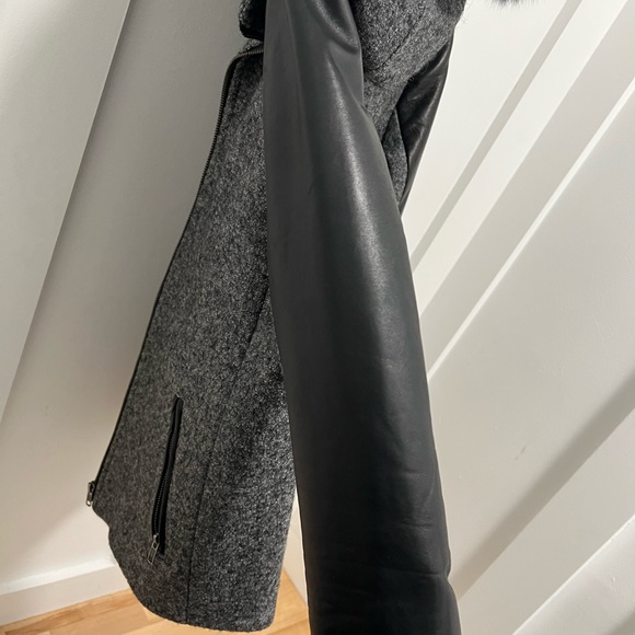 Soia & Kyo Wool Coat with Leather Sleeve, Size Small - Picture 4 of 5